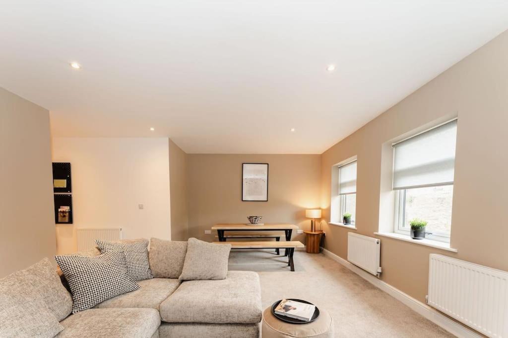 Boutique Apartment - Mazerystays Exley Exteriér fotografie