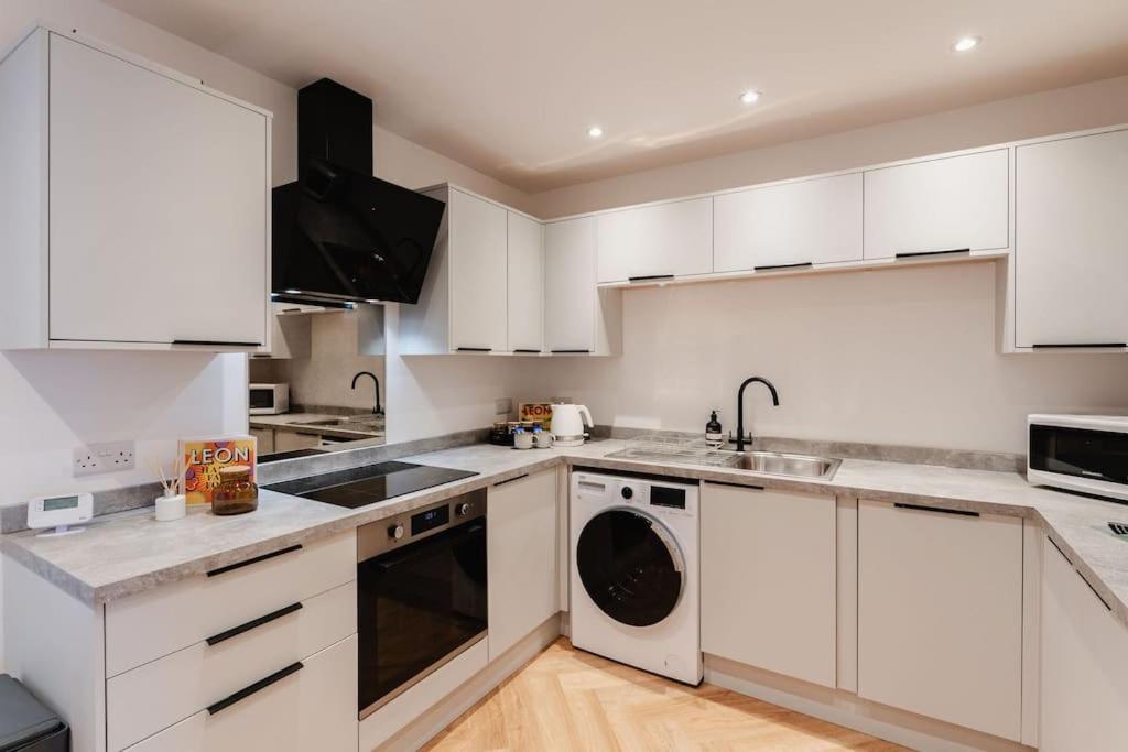 Boutique Apartment - Mazerystays Exley Exteriér fotografie